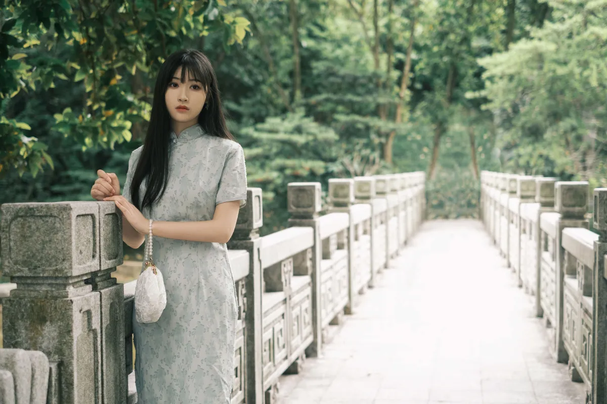 丁香一样的姑娘