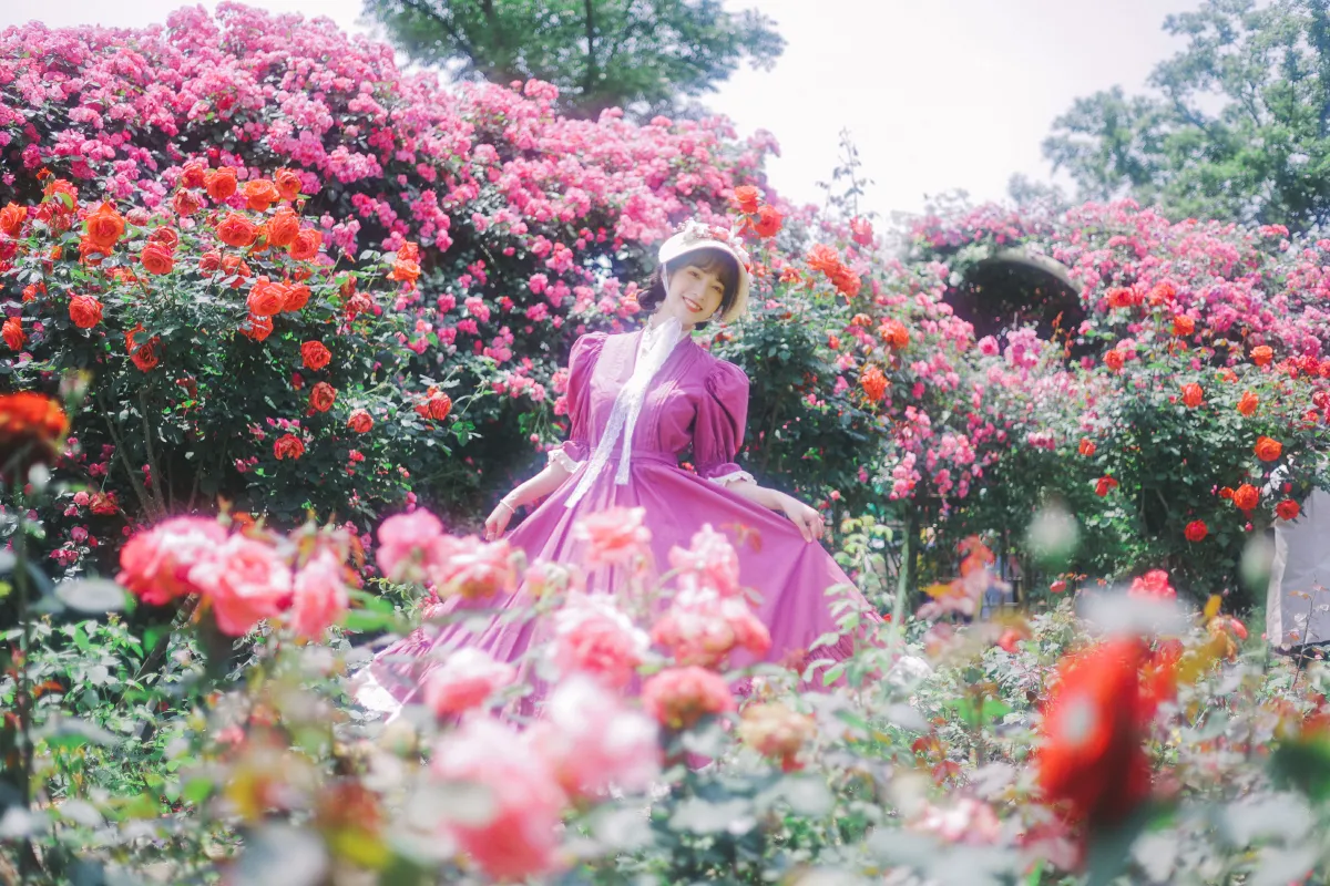 少女的裙摆