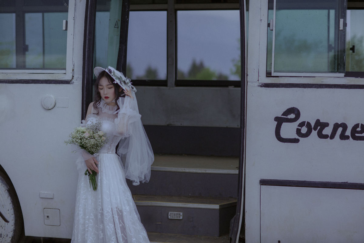 柳若汐-_月下桑小川《为自己穿一次婚纱》美图作品图片5