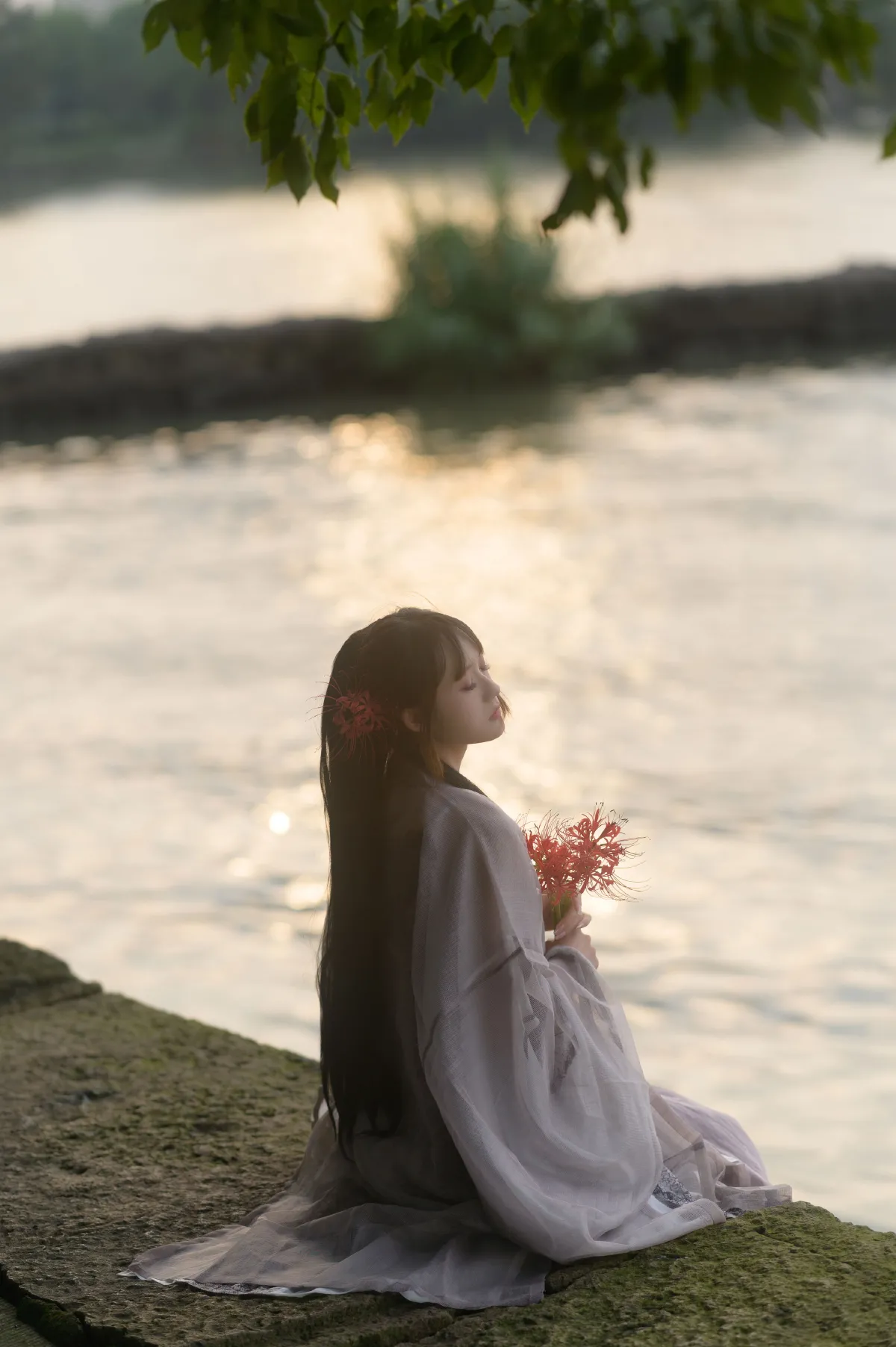 暮空照水