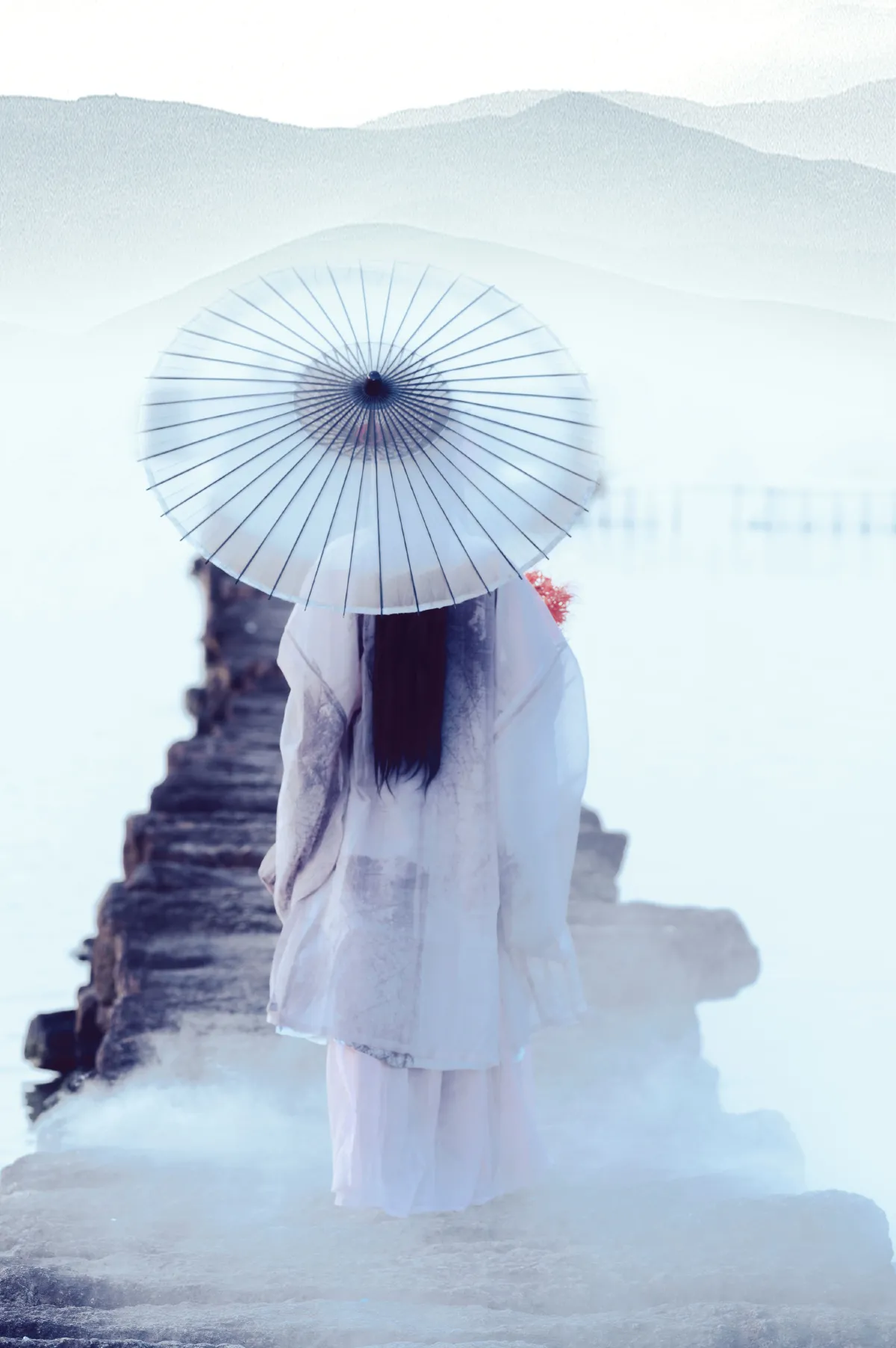 暮空照水