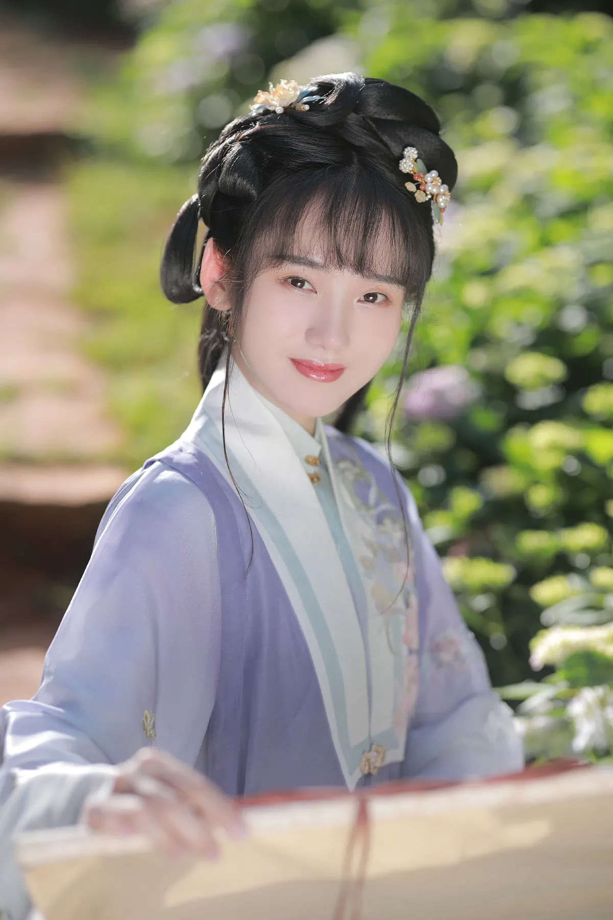 风有约，花不误