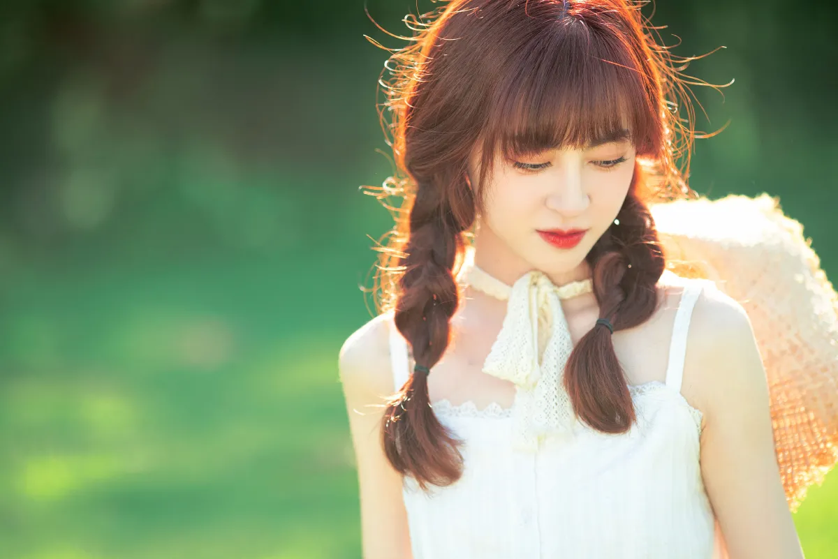 倾海的小健健呀_壹萱-《发光的少女》美图作品图片2
