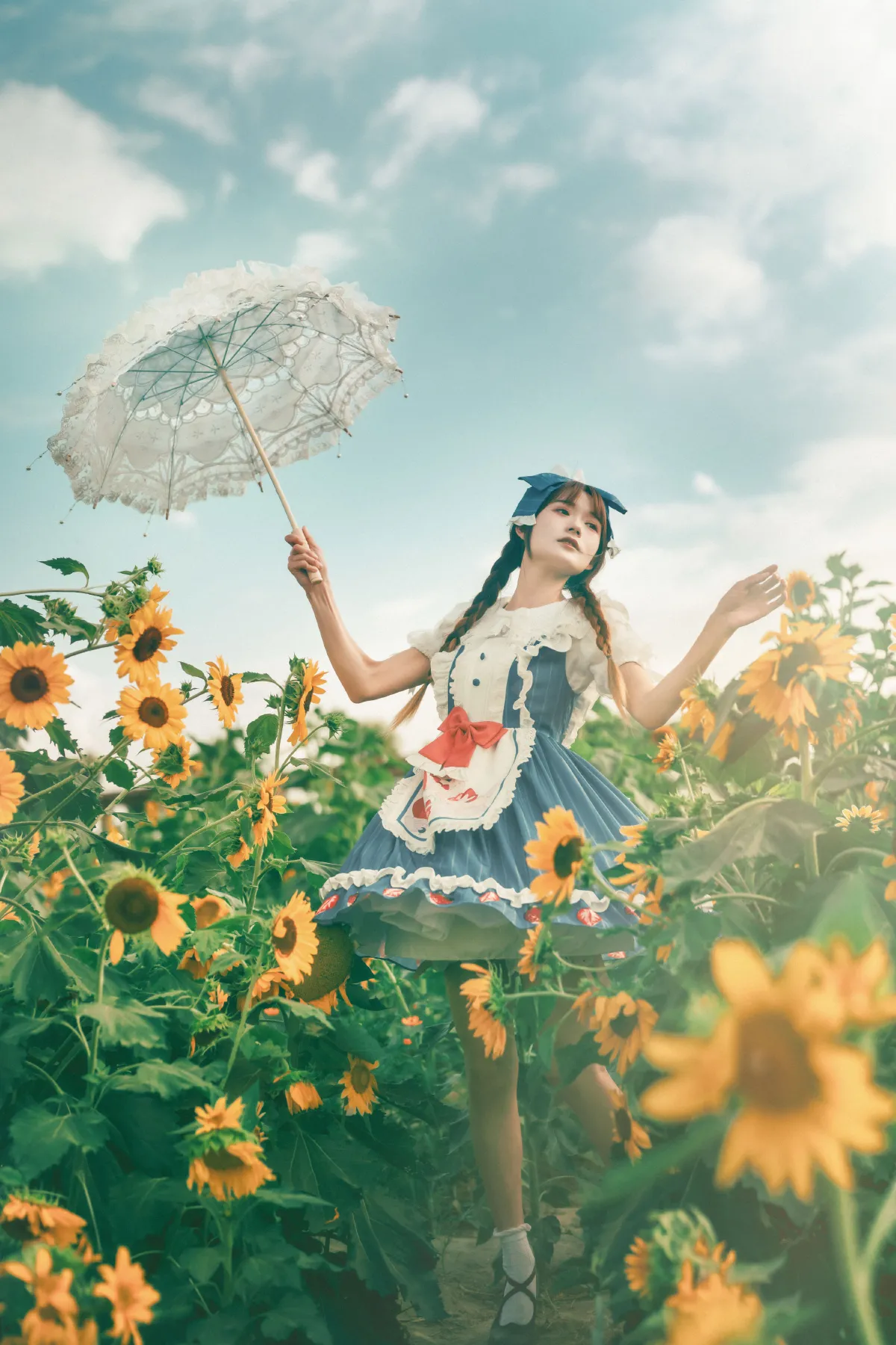 甜甜向日葵女孩