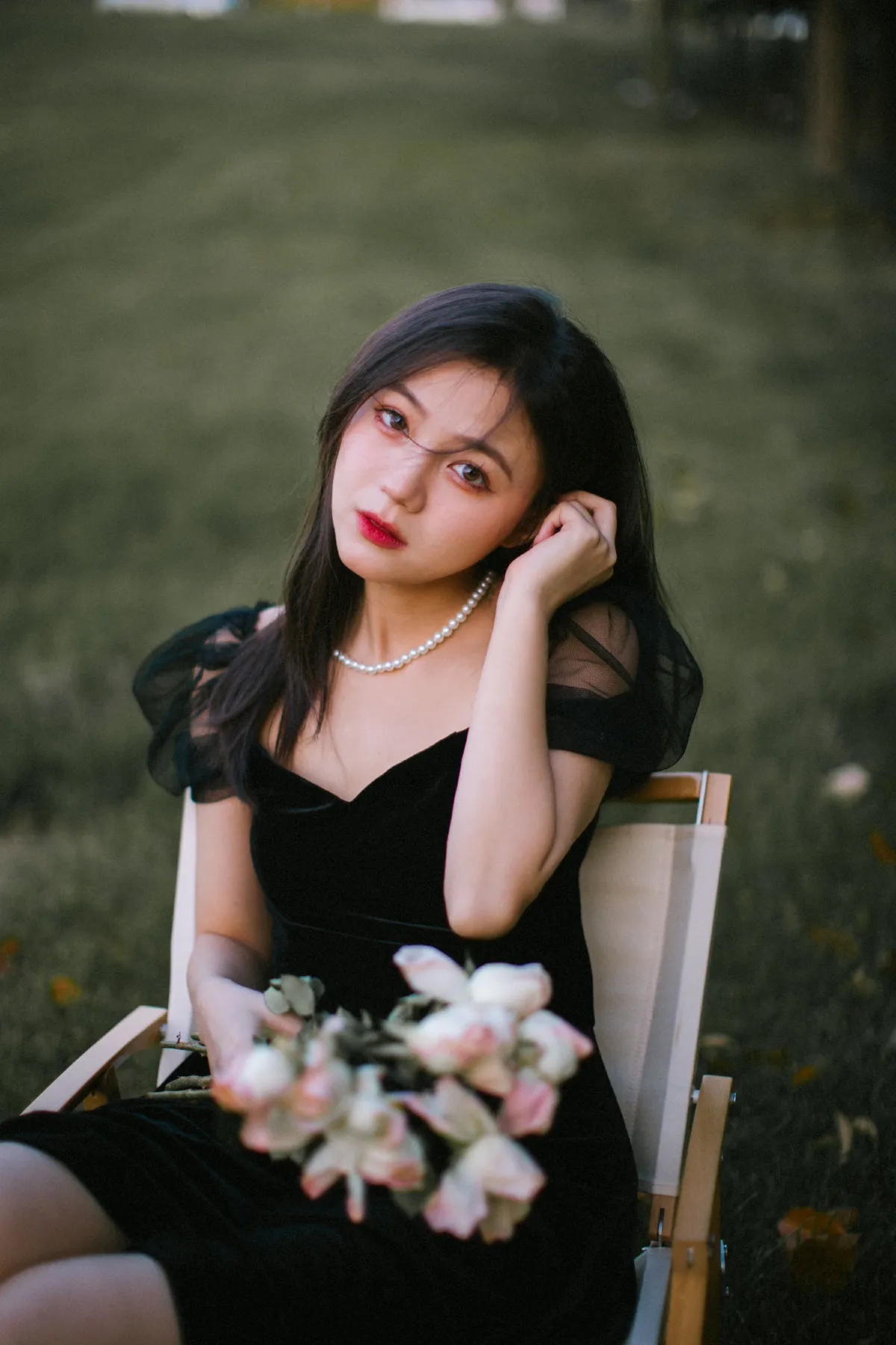 少女与花