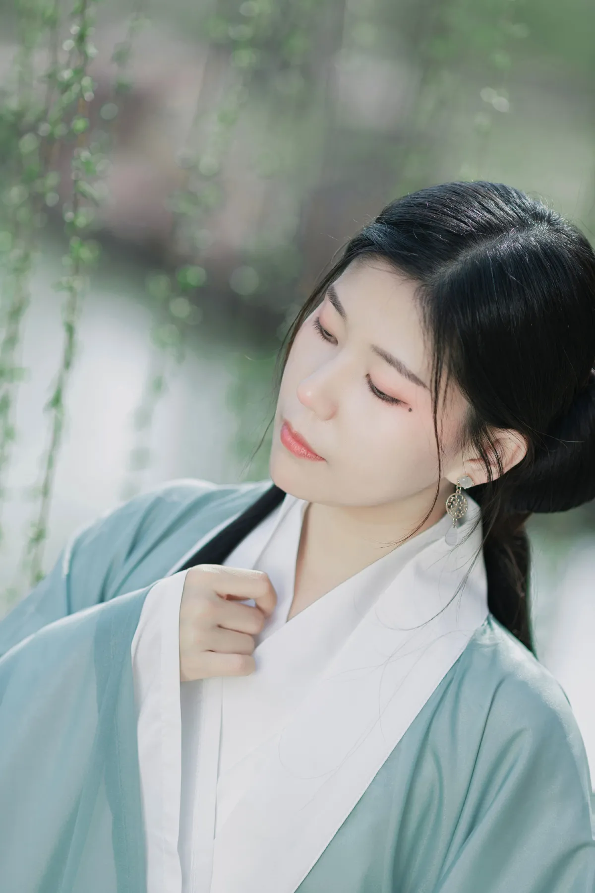 飘摇