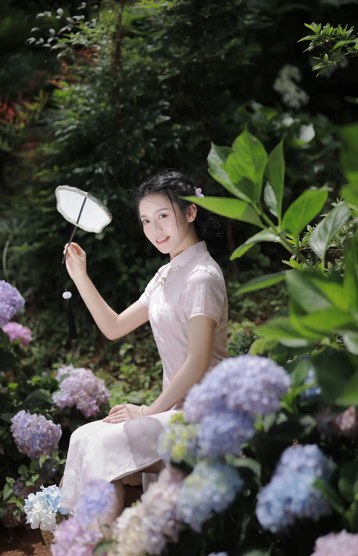 旗袍与绣球