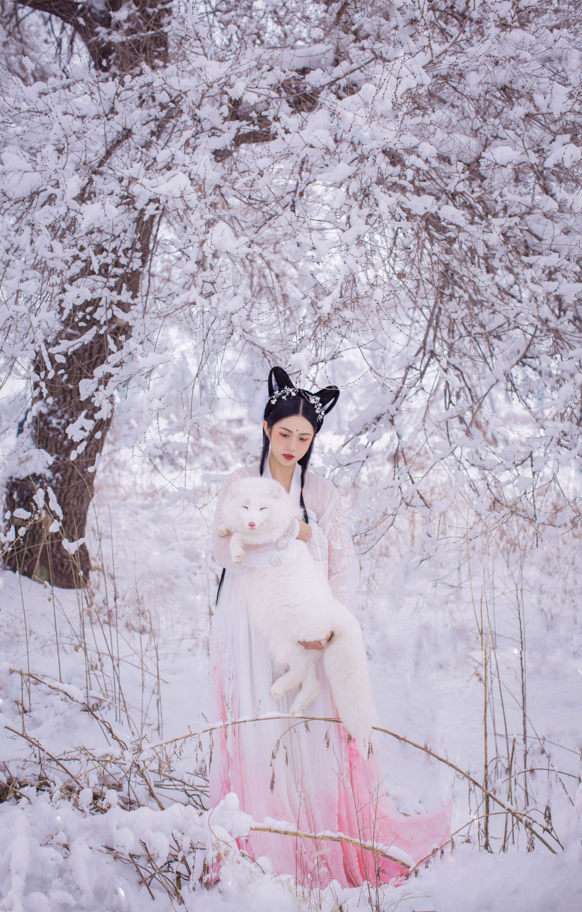 柳若汐-_沐槿cutie《雪狐》美图作品图片3