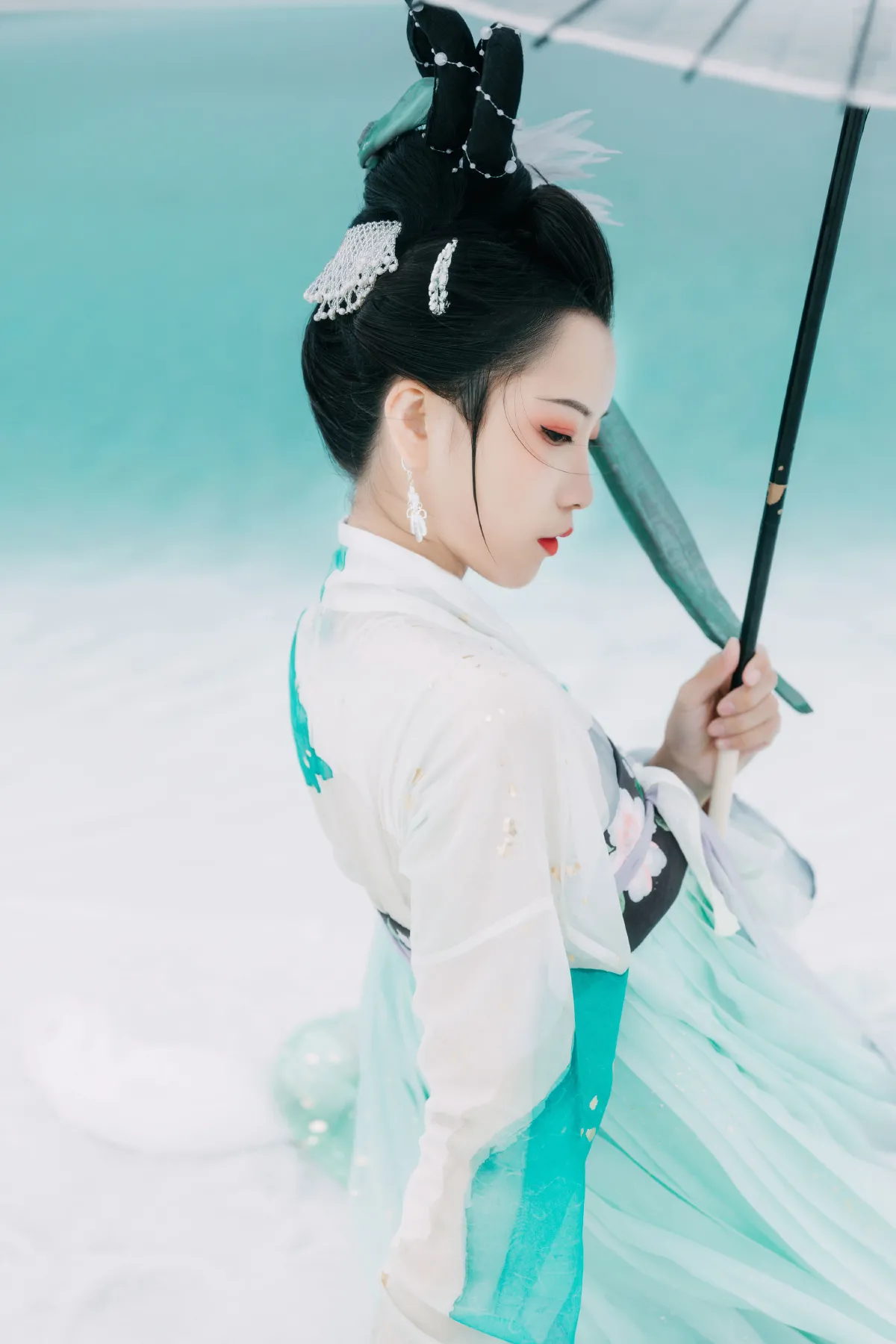 碧水间