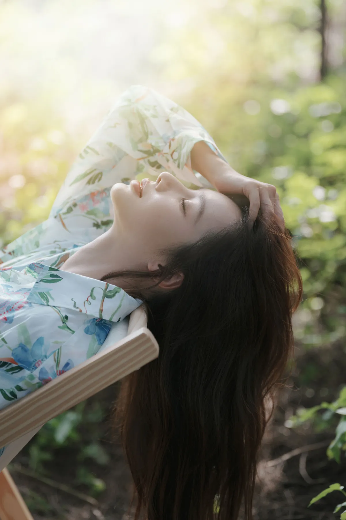 氧气女孩的盛夏密林