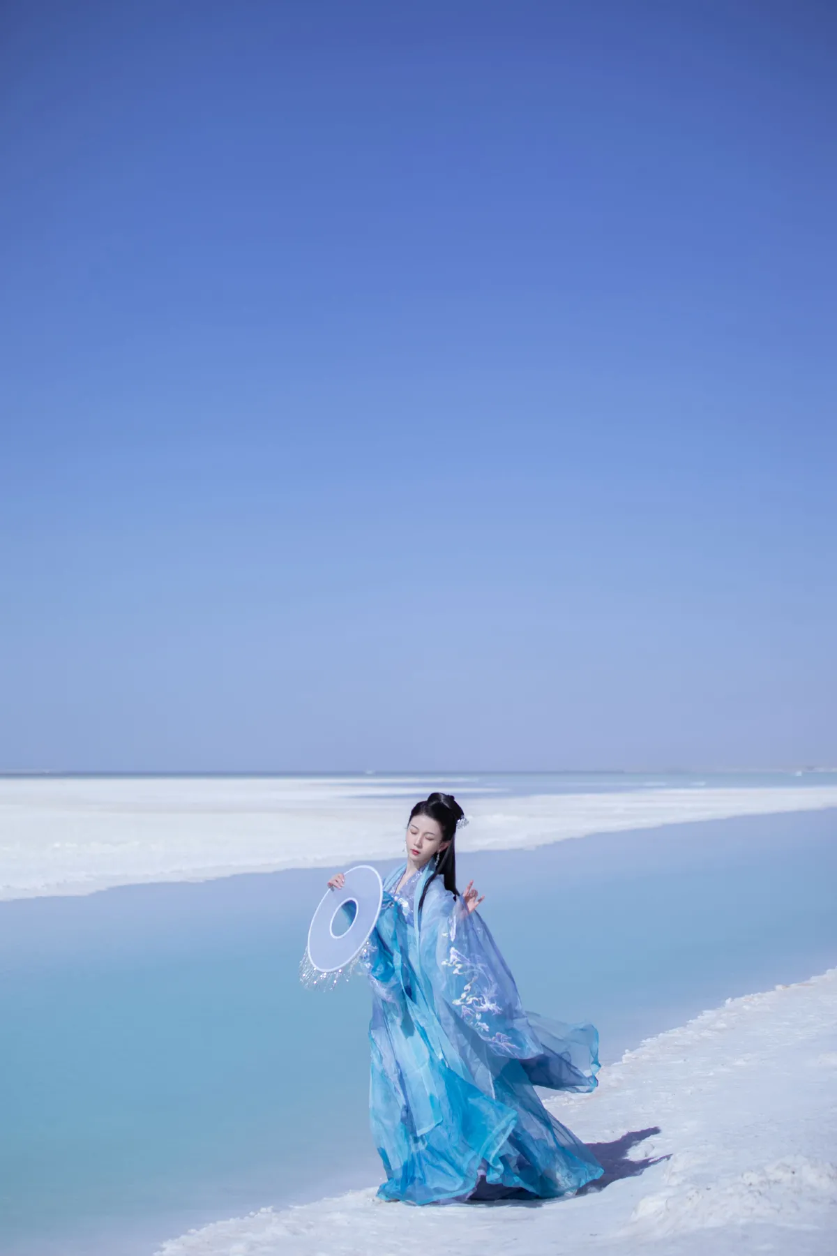 风铃响，故人归