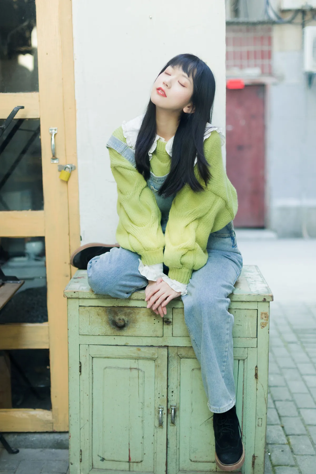 hey 抬头！
