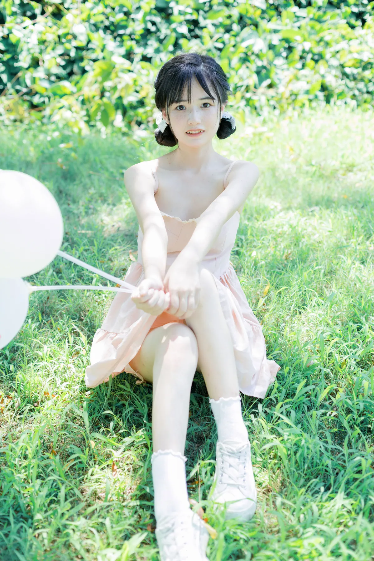 雀斑少女的夏日绮梦