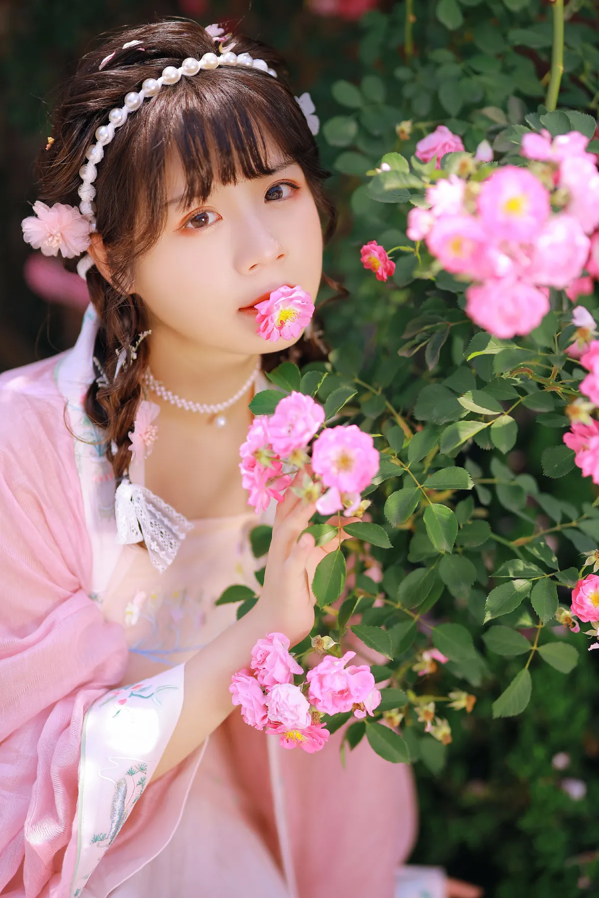 吻花香