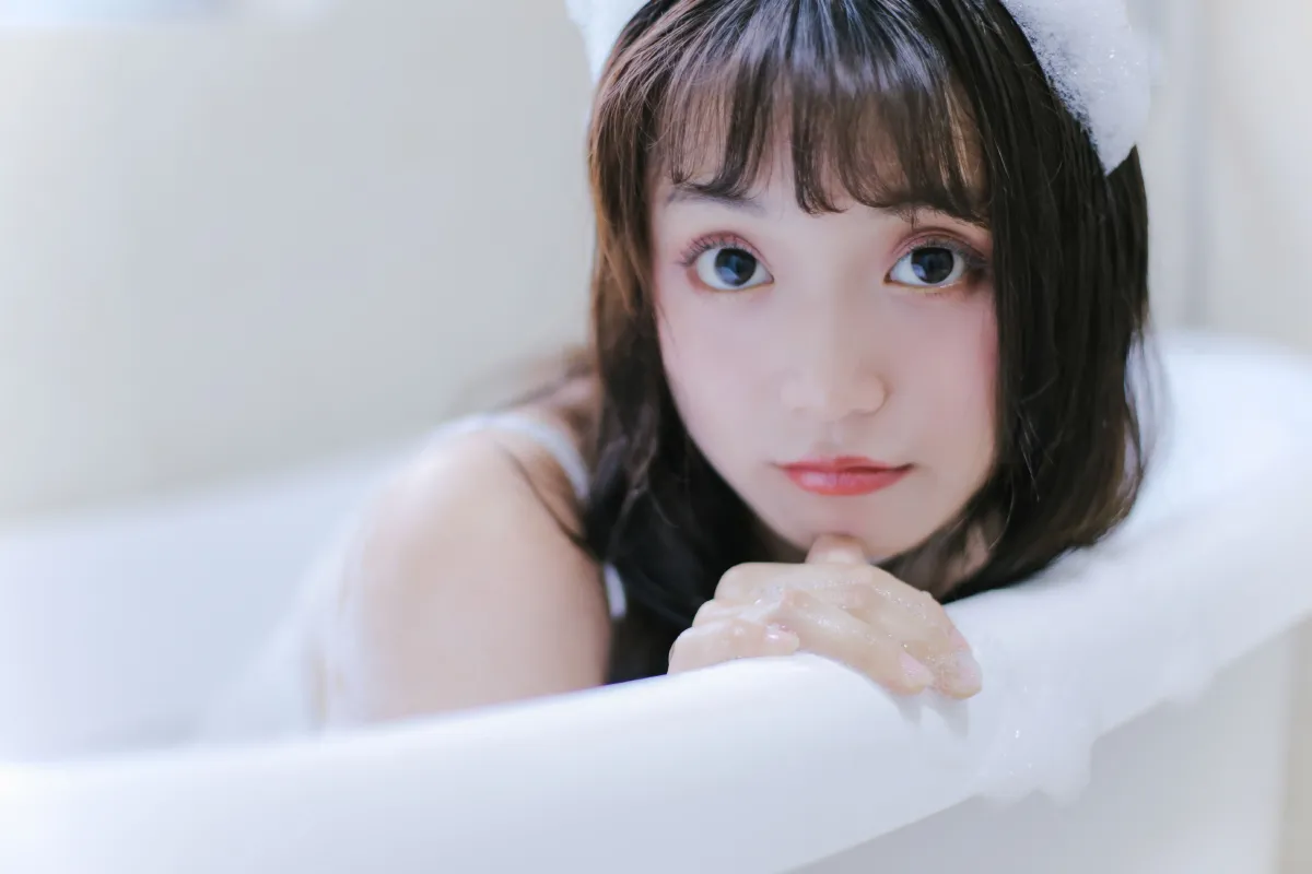 牛奶泡泡浴