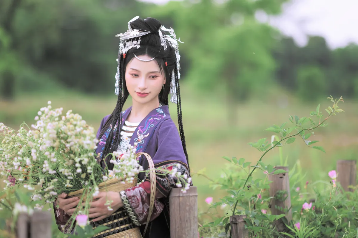 苗疆少女1