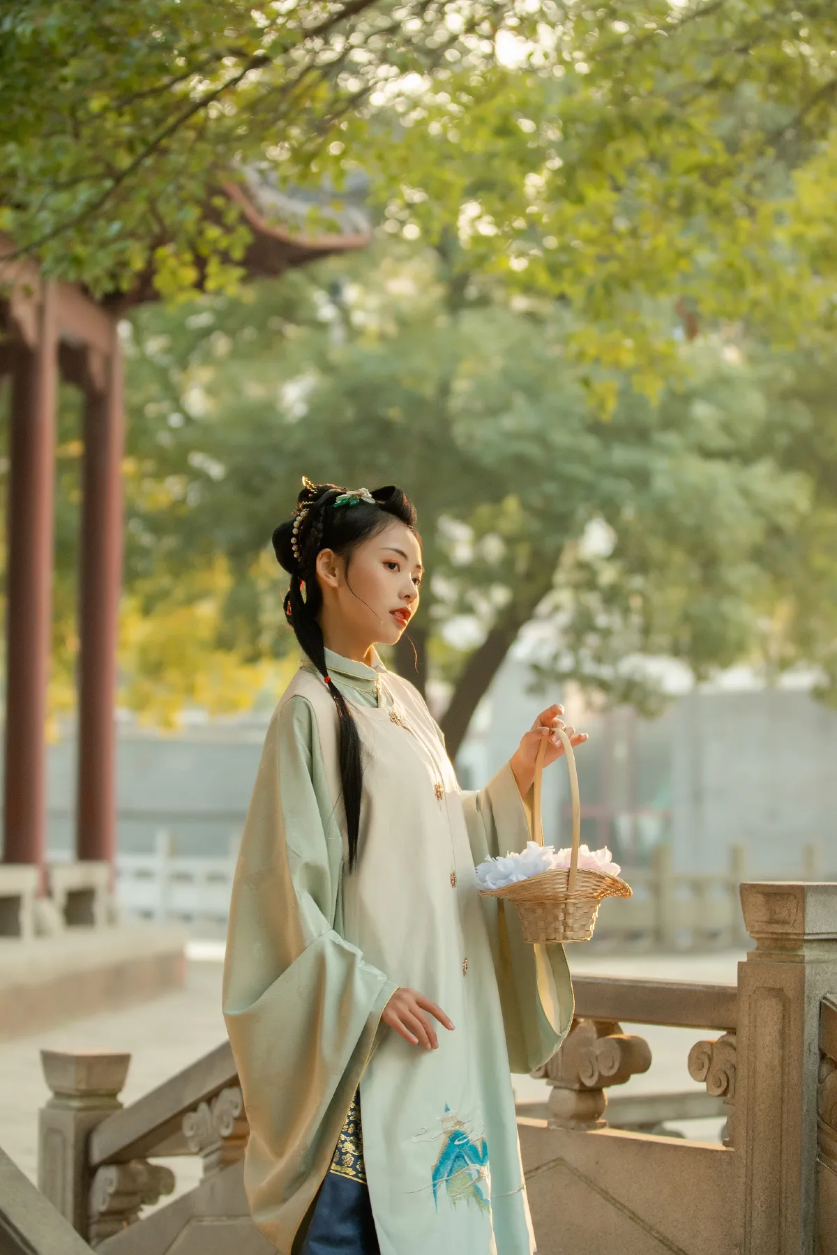 春雨杏花急急落3