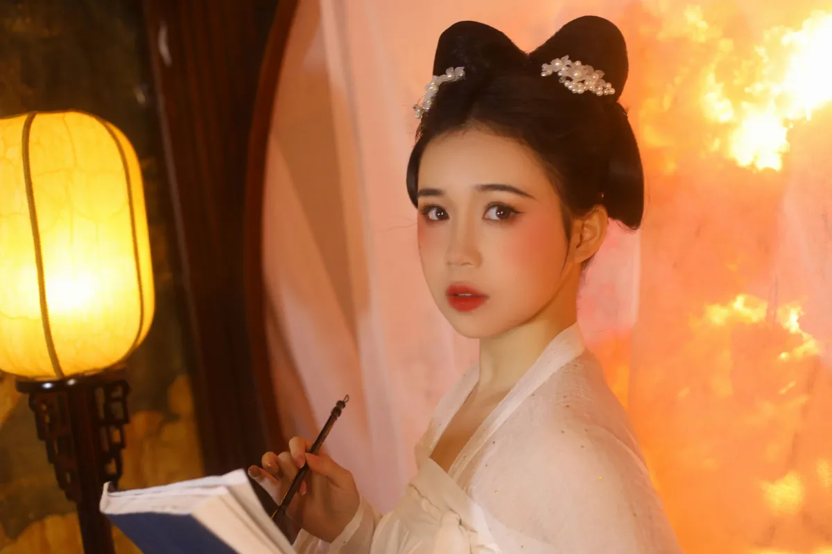 银睿姬