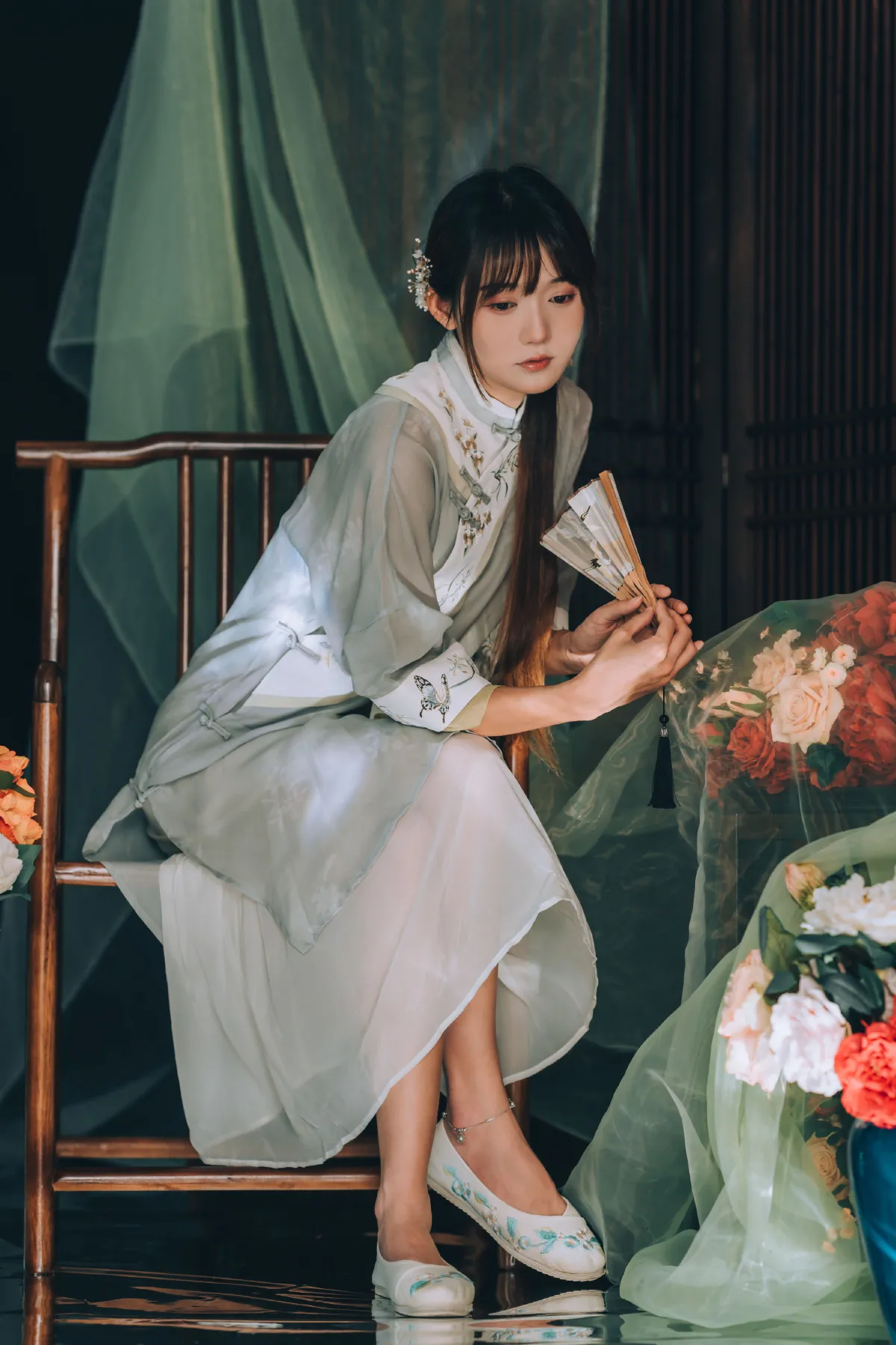 雷斯写真集_兔子Zzz不吃胡萝卜《妙语》美图作品图片4