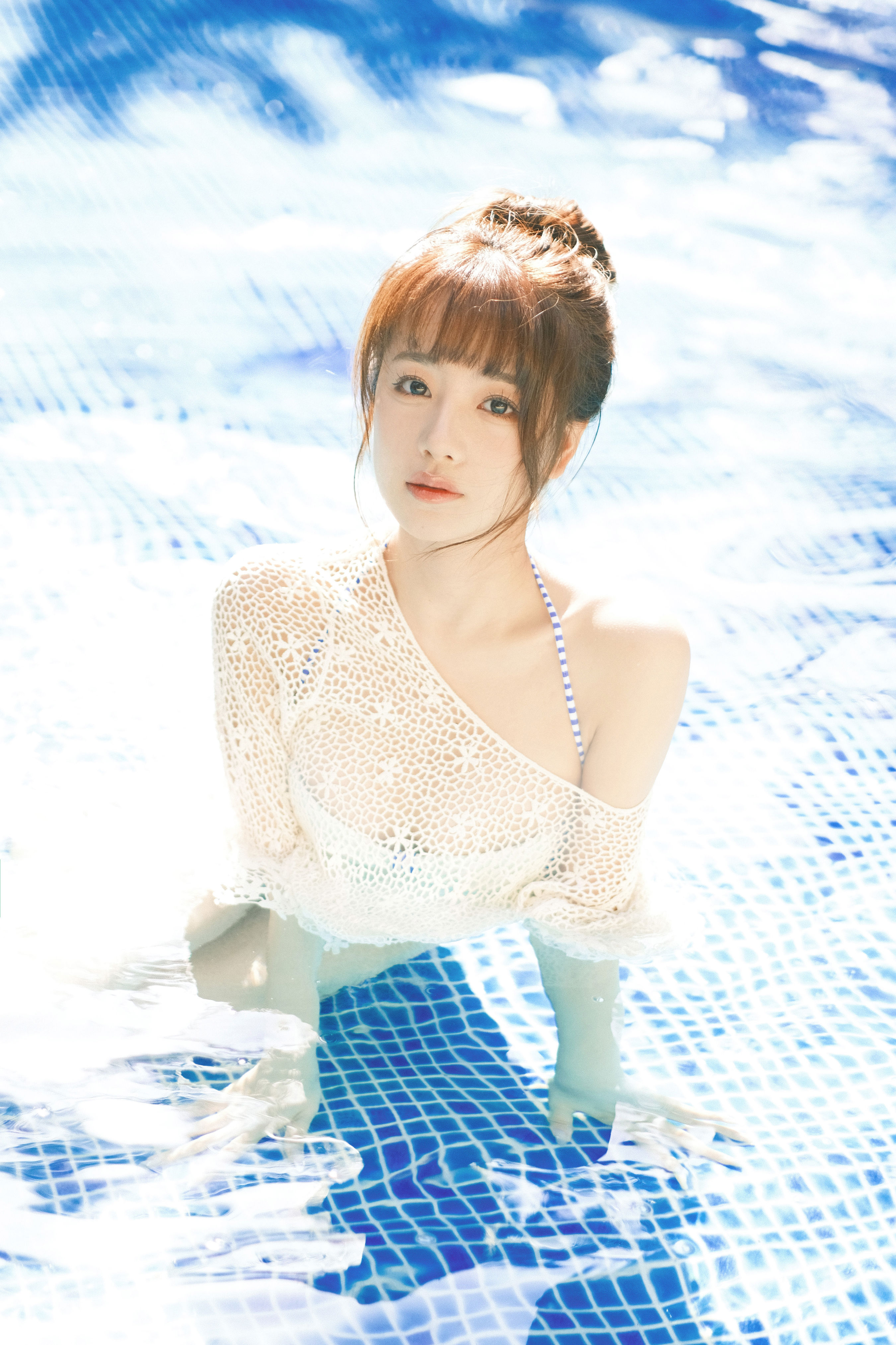 夏日泳池
