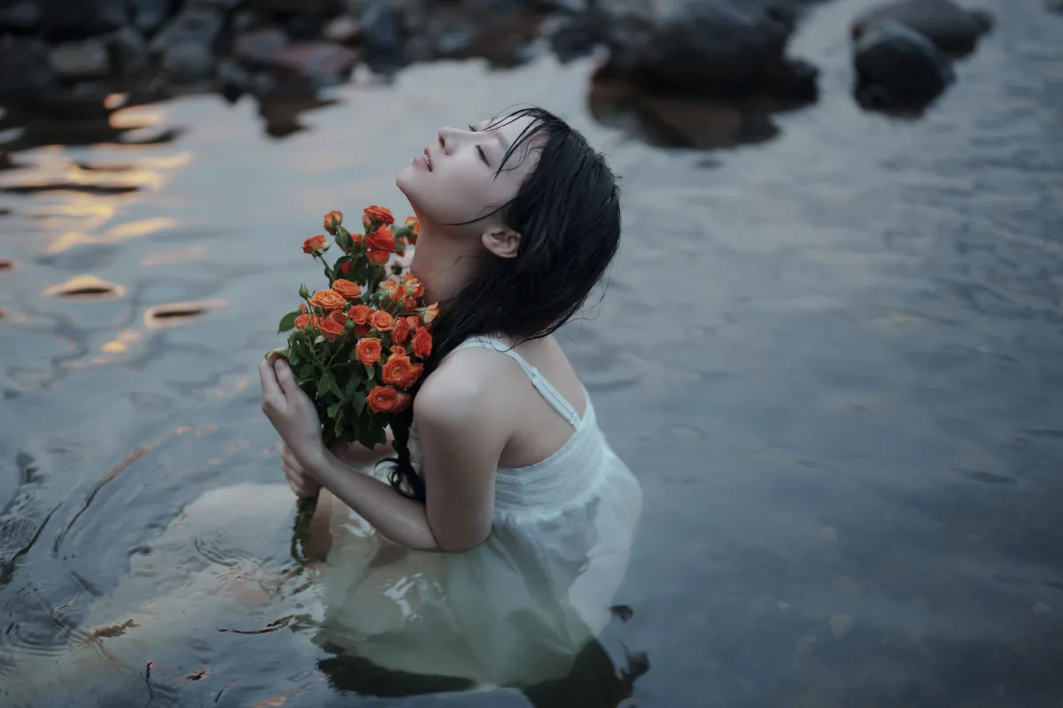 又甜又欲，很难不爱。山涧溪水，清凉一夏