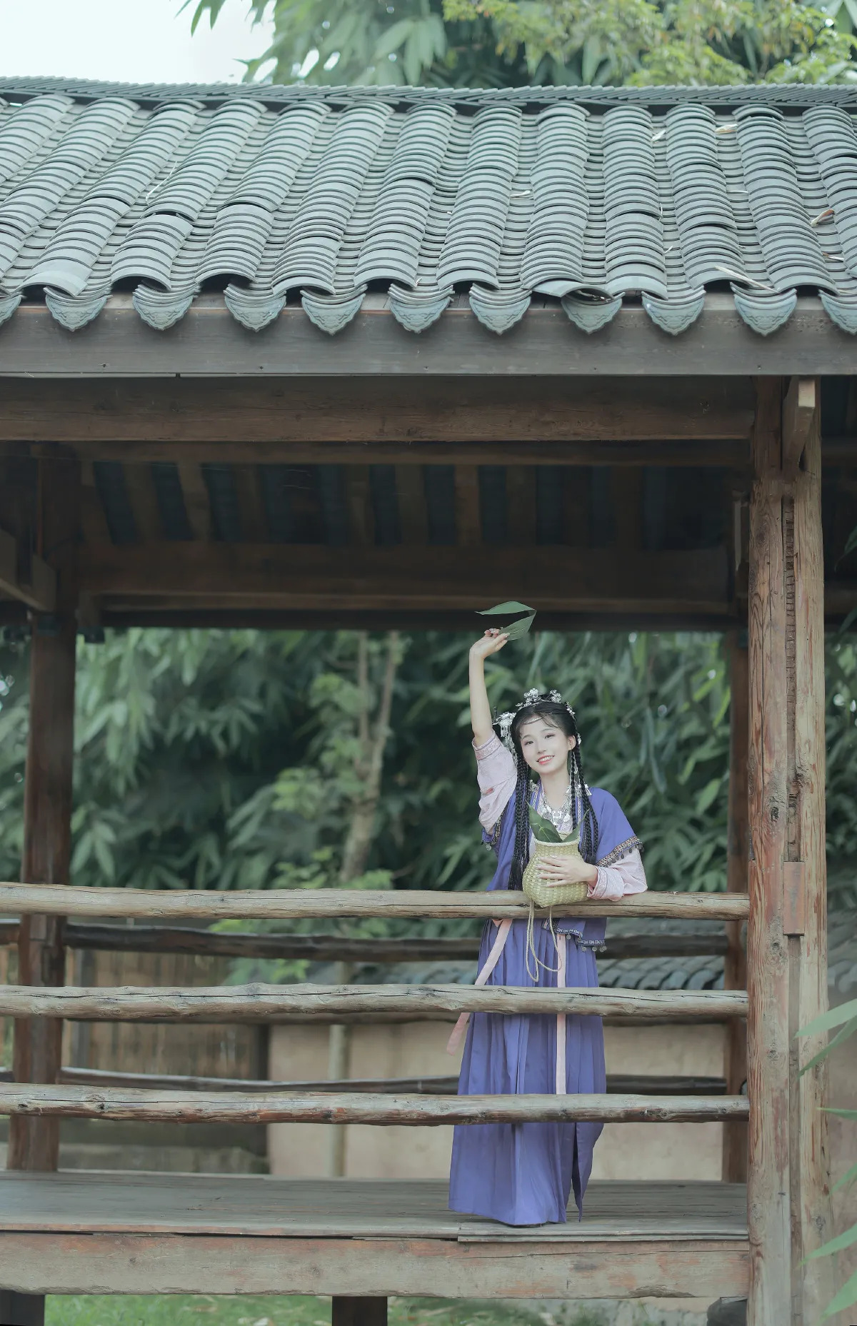 苗疆少女
