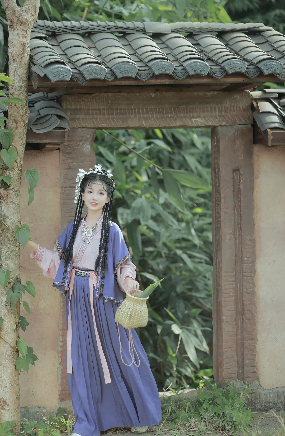 苗疆少女