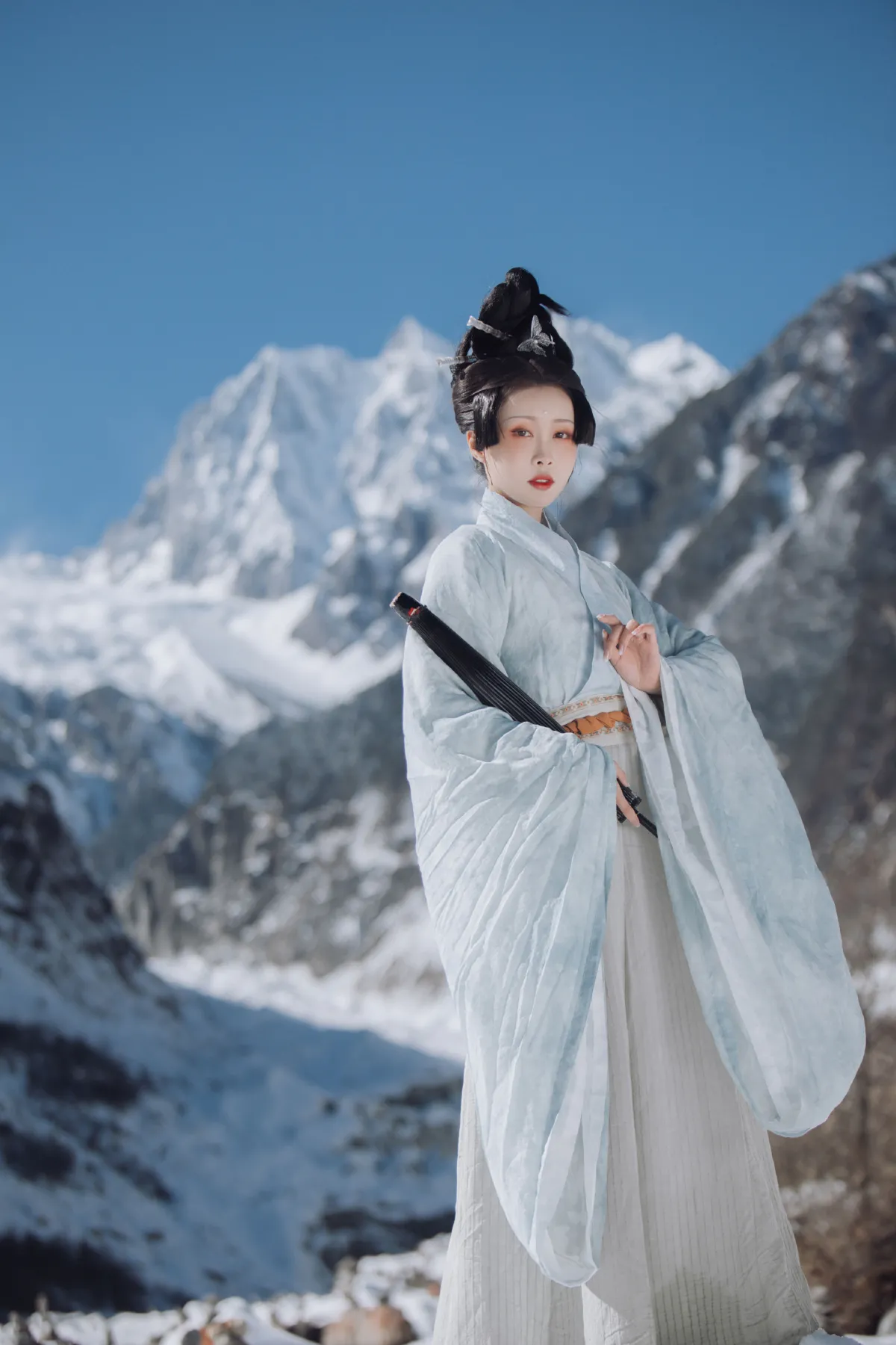 风回雪