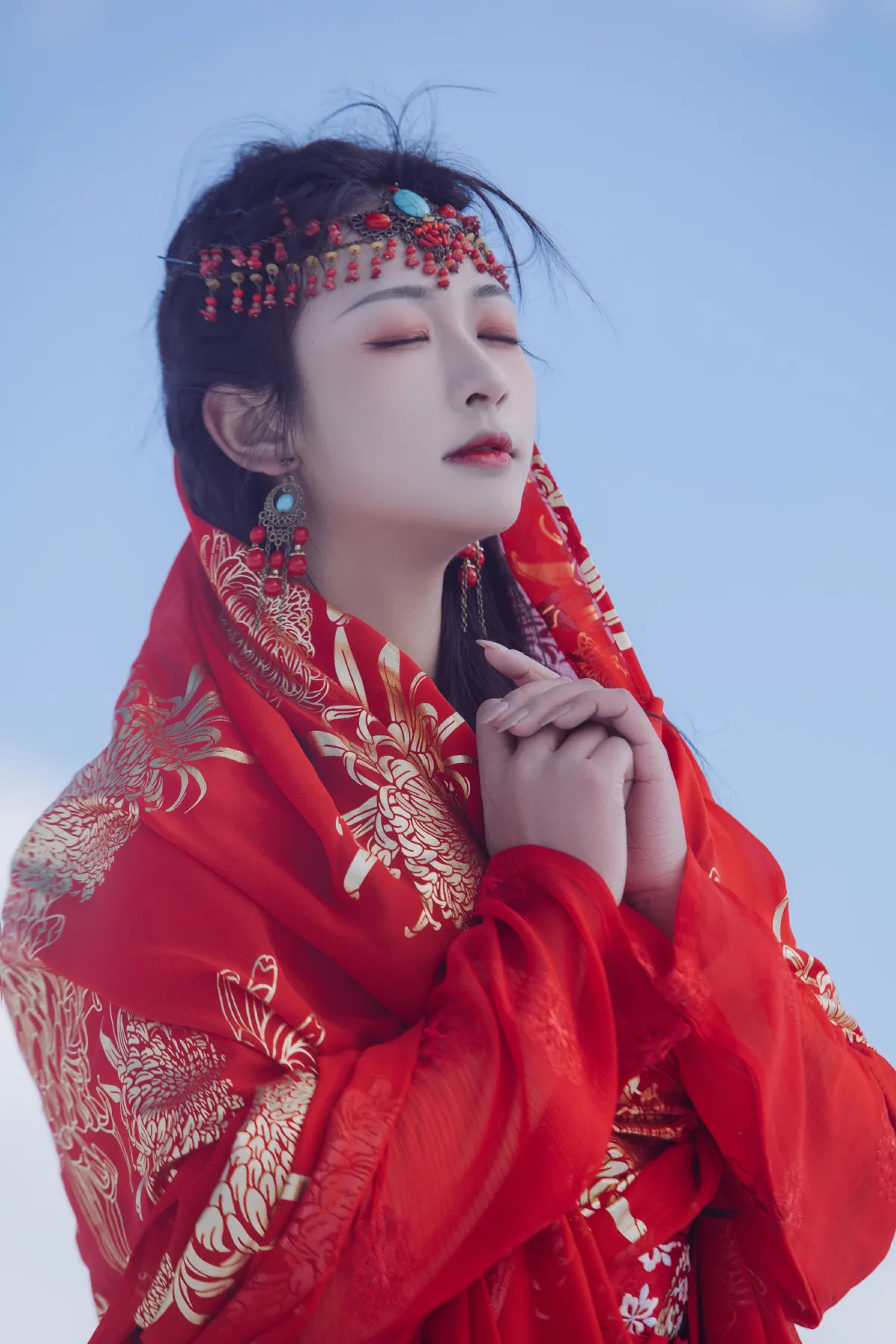 出门拍照的小小怪_云兮啦《东宫》美图作品图片3