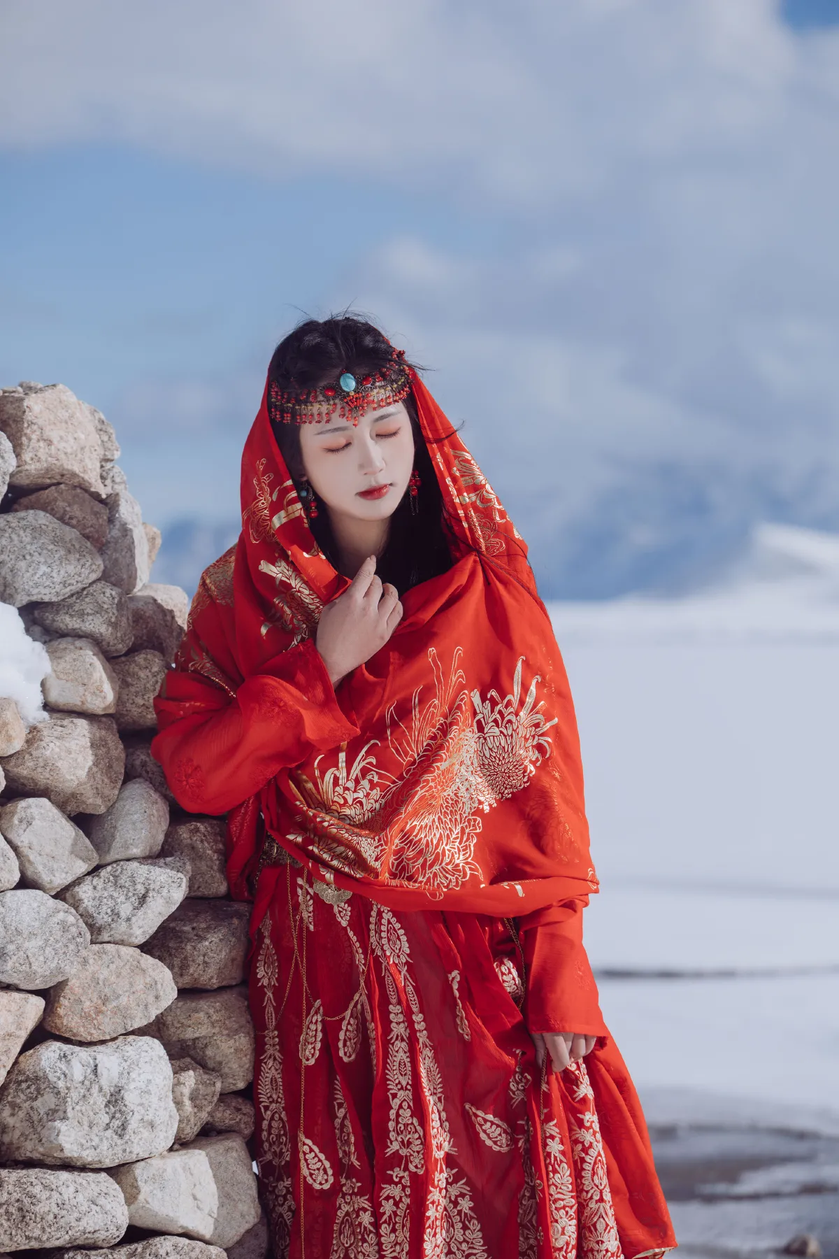 出门拍照的小小怪_云兮啦《东宫》美图作品图片5