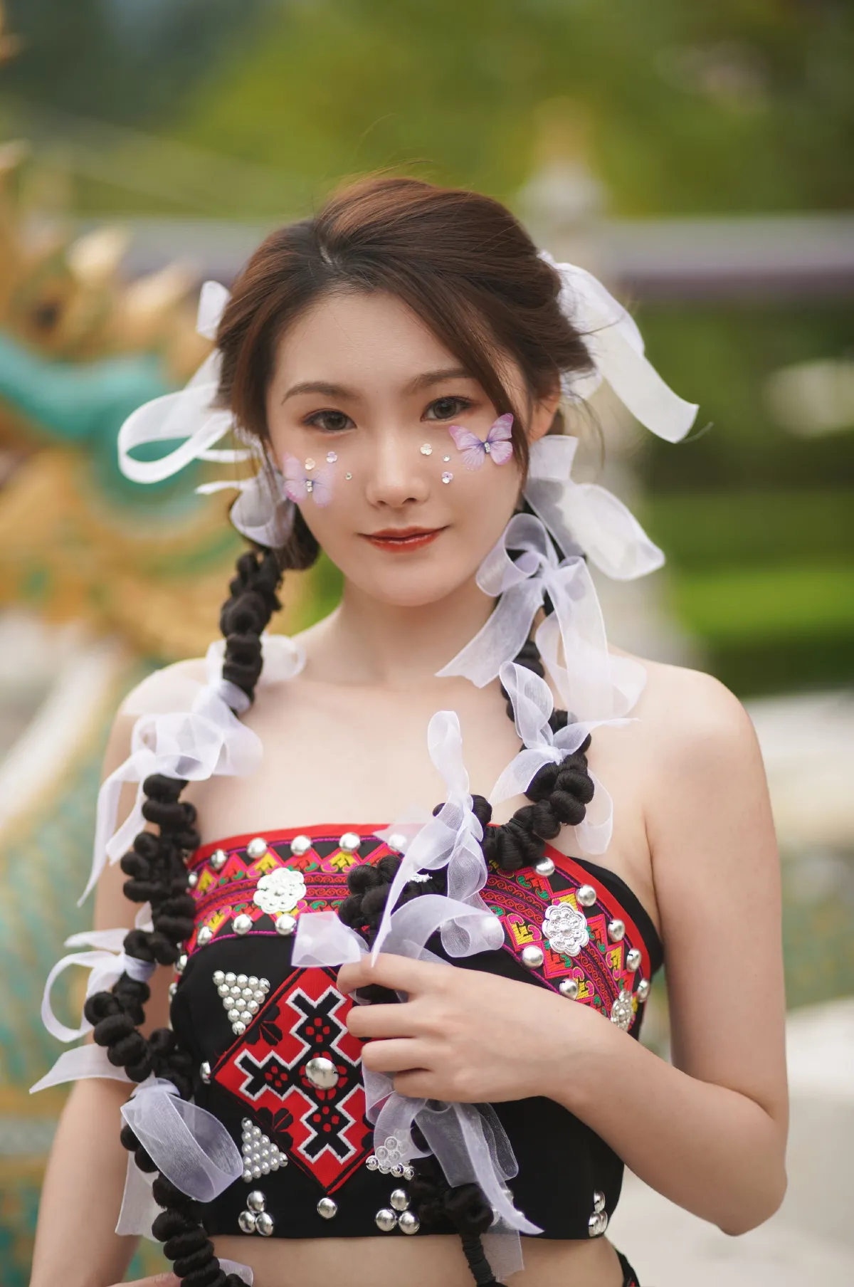 哈尼少女1