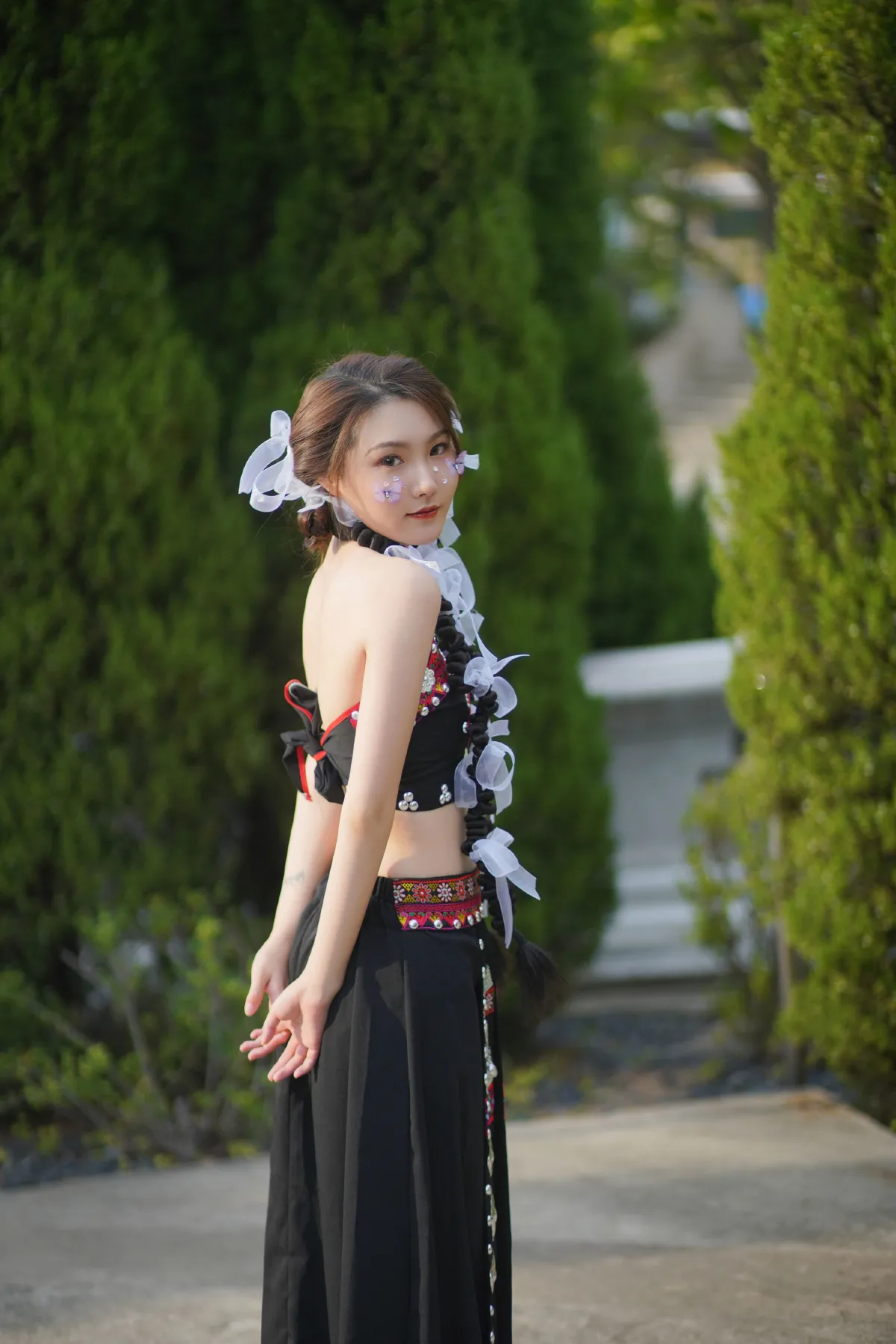 哈尼少女
