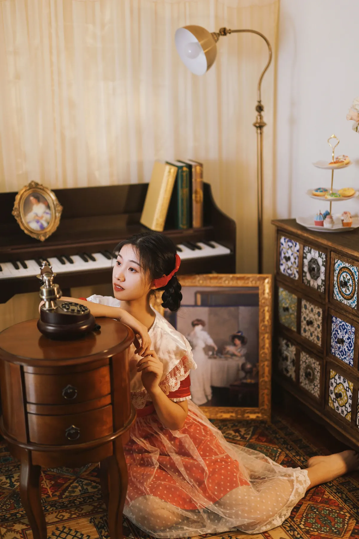 清洛_小怡咦x《如油画般的她》美图作品图片2