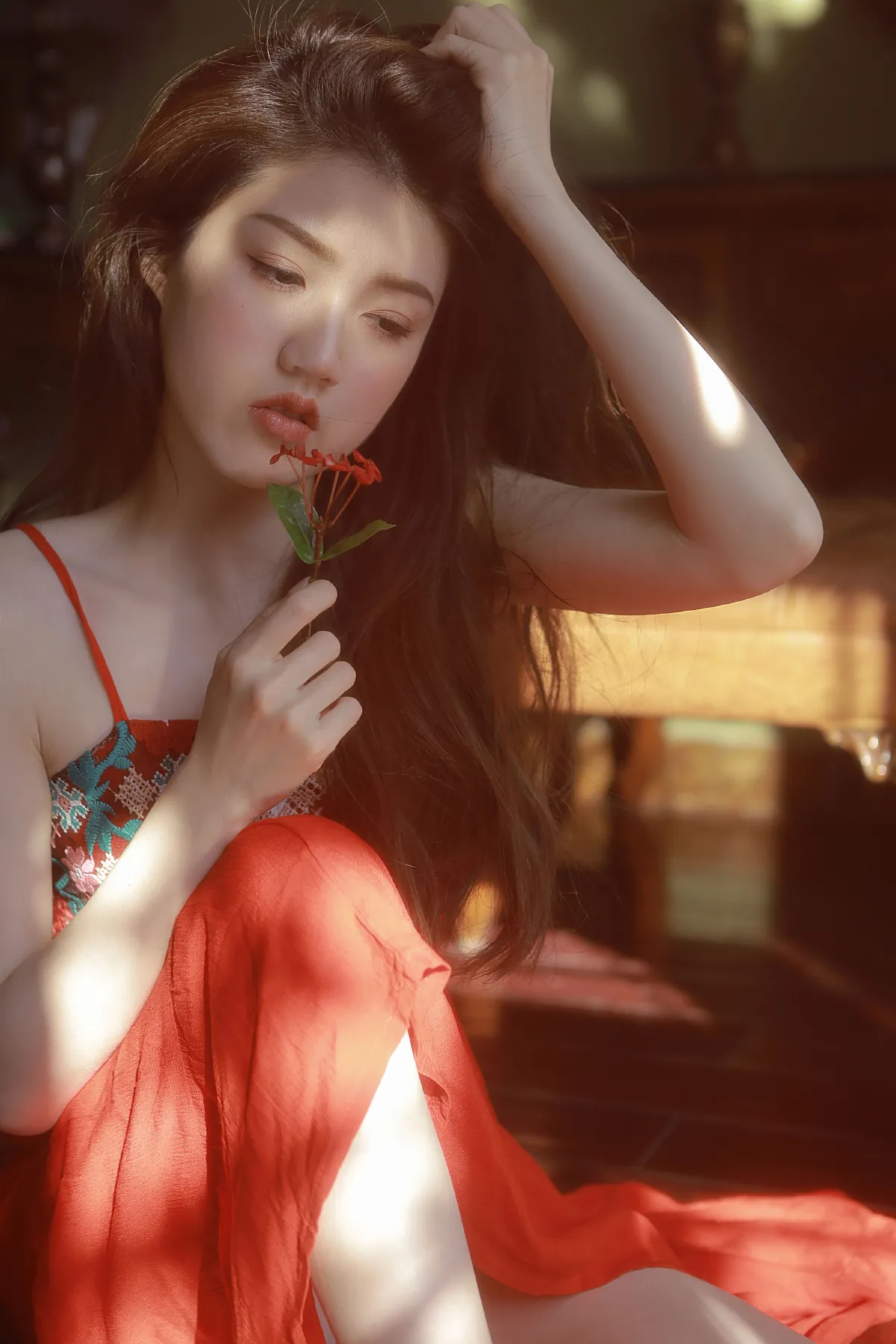 红
