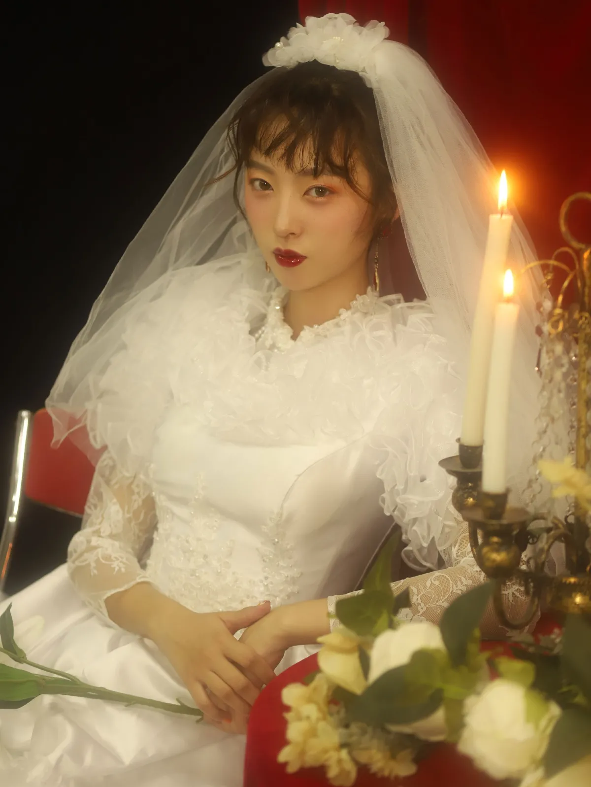 穿婚纱的女孩