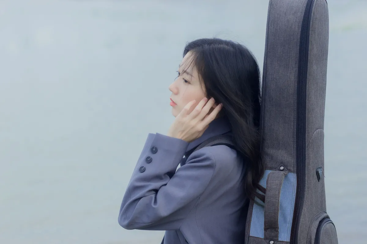 LLL_Lia__饲猫少女-《朦朦》美图作品图片4