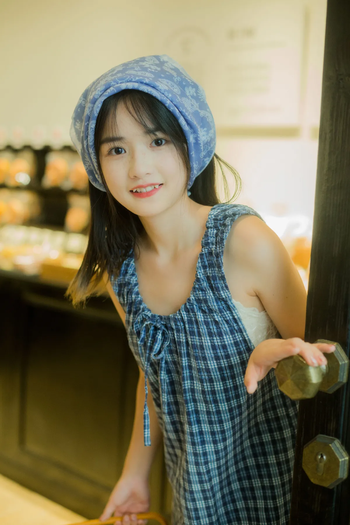 LLL_Lia__小怡妹妹cute《面包店打工日》美图作品图片1