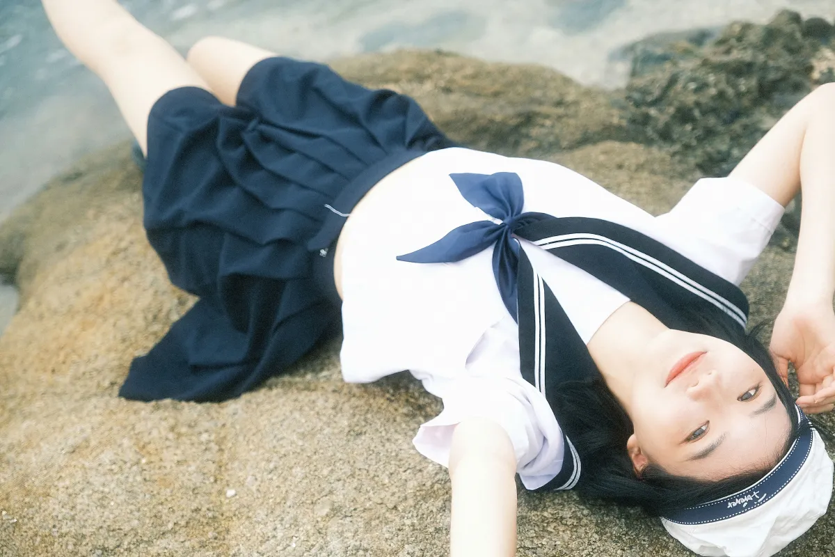 阴天的海1