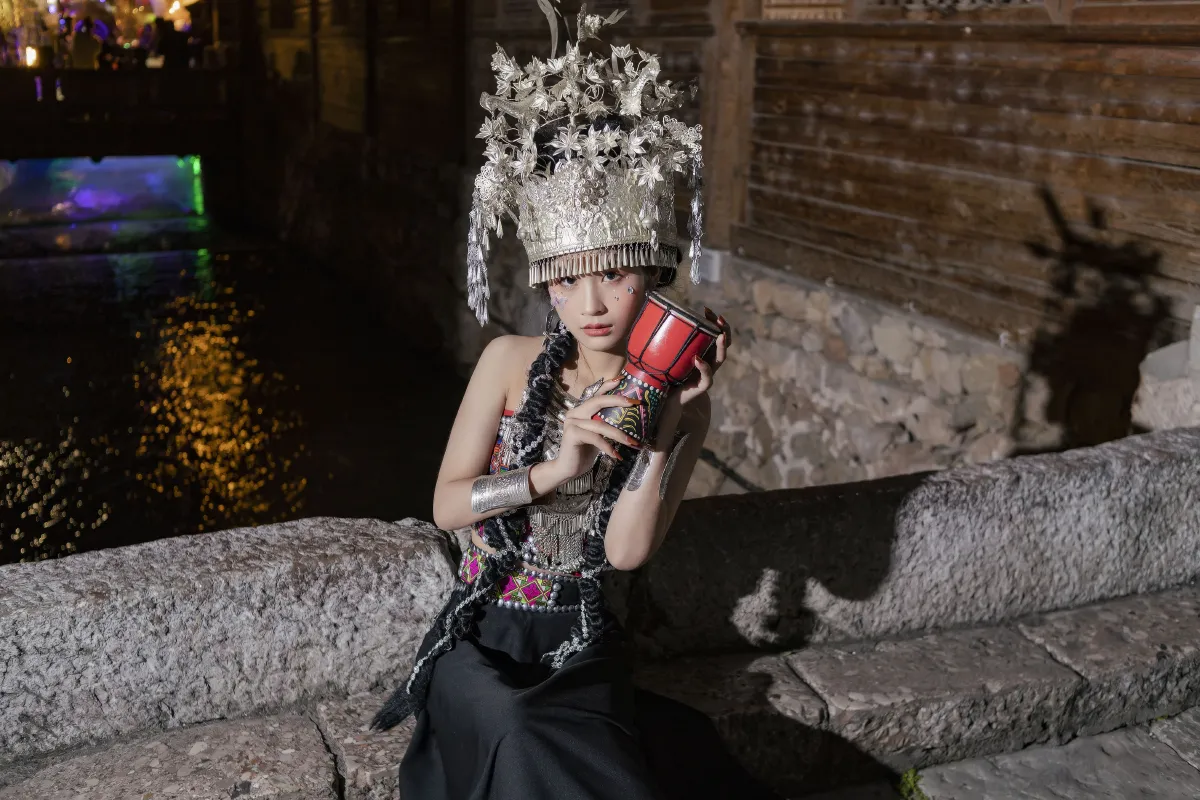 十一_覃柳芳《苗哈小可爱》美图作品图片4