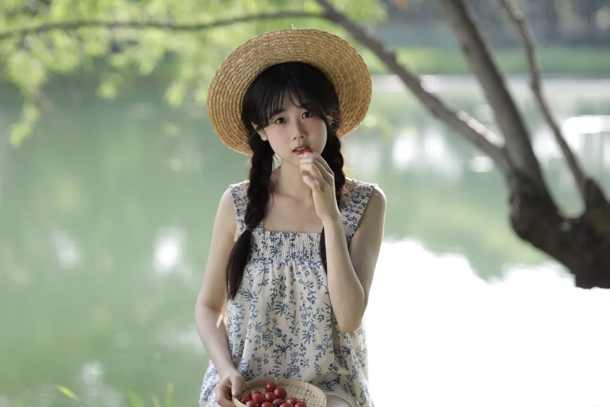 猫八木_小鹅酱酱酱《立夏》美图作品图片1