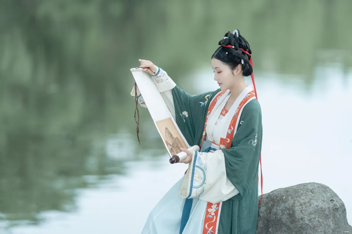 风少水年_默默《画莫叶》美图作品图片4