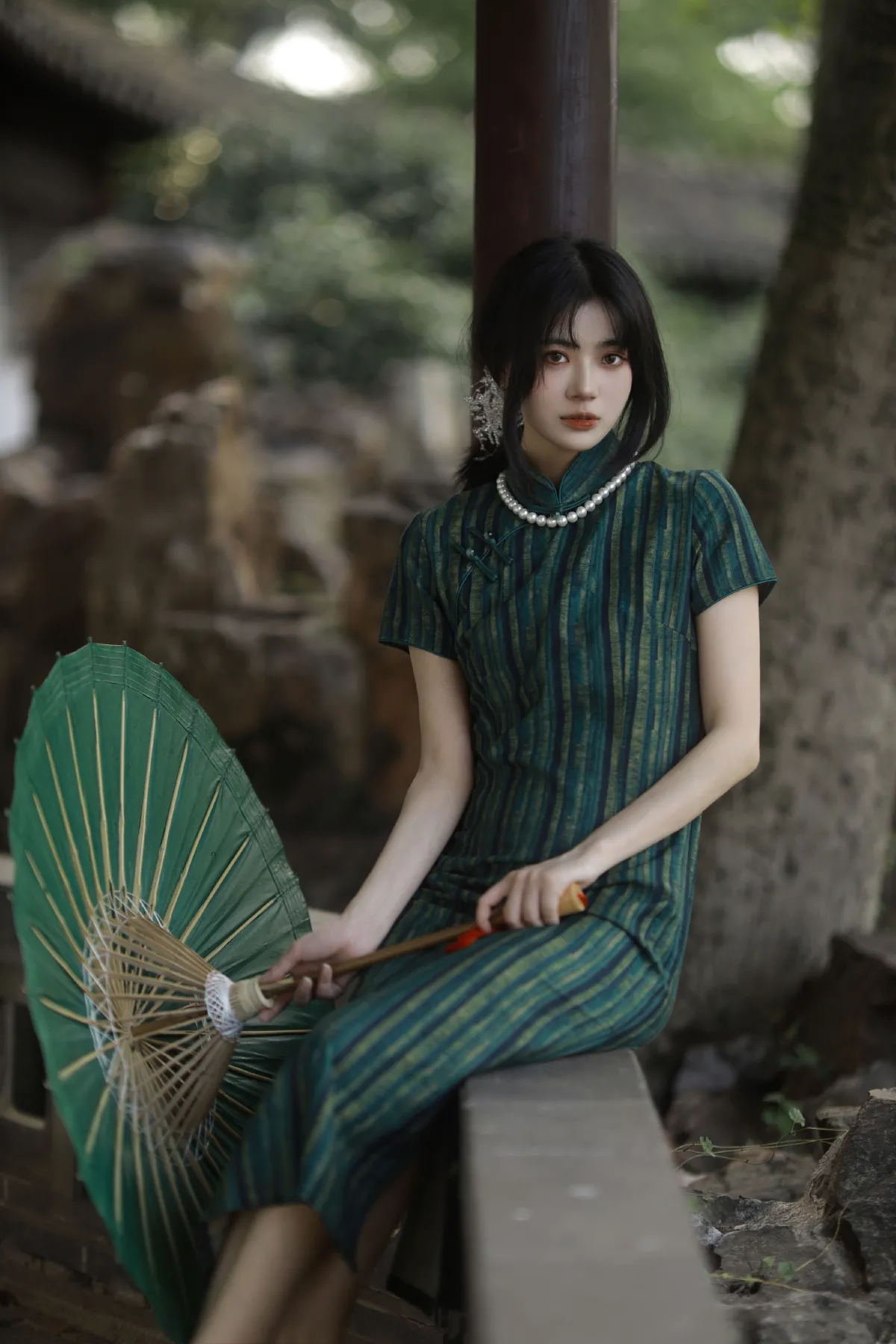 绿意旗袍