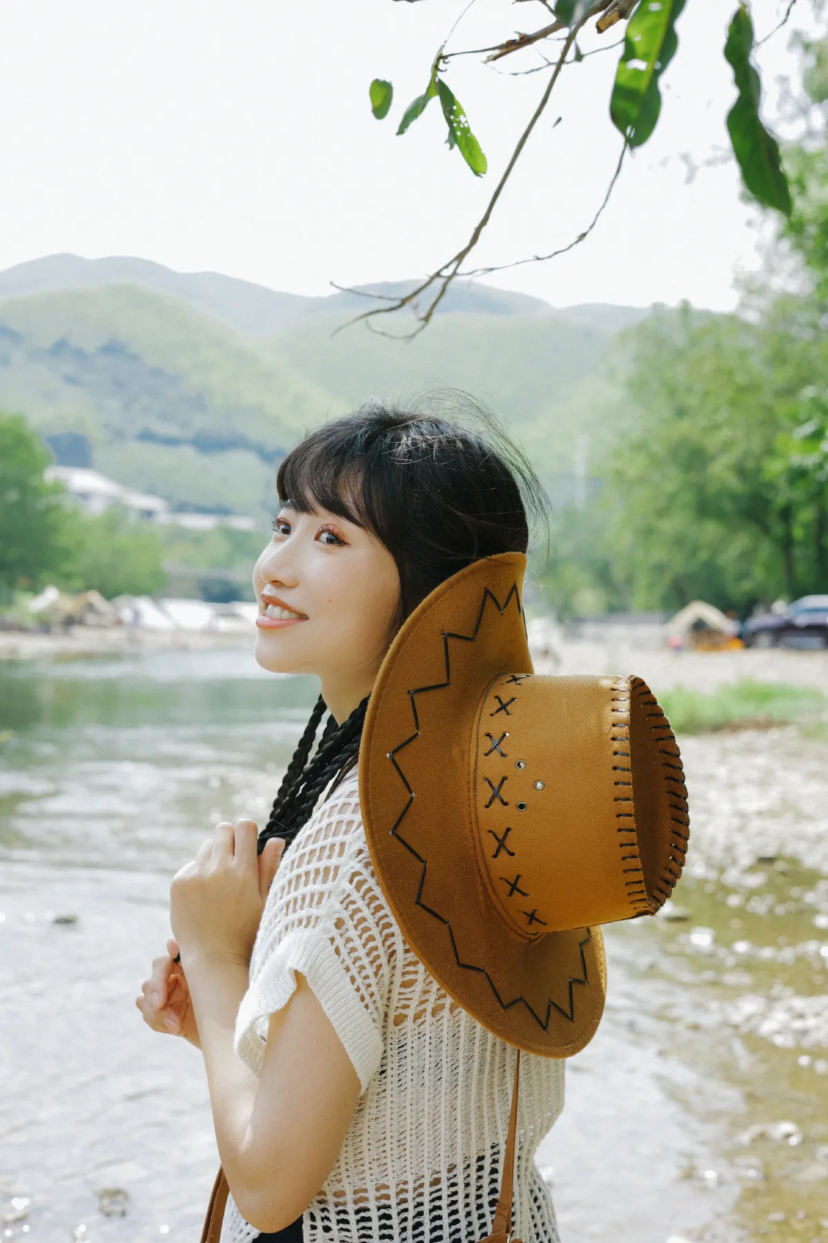 山涧溪水的欢快