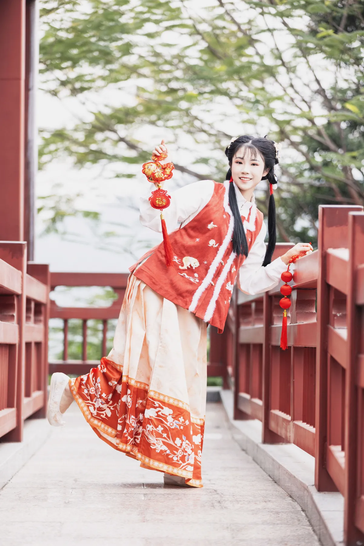 年