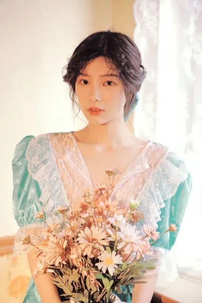 窗边少女