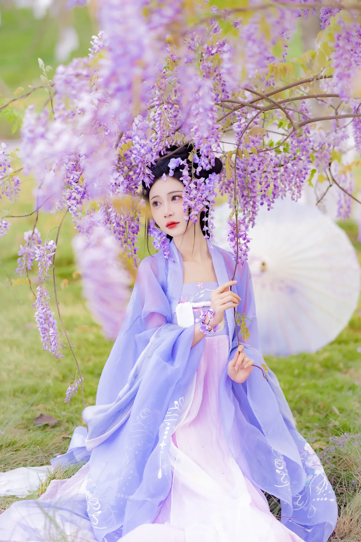 你携秋水揽星河
