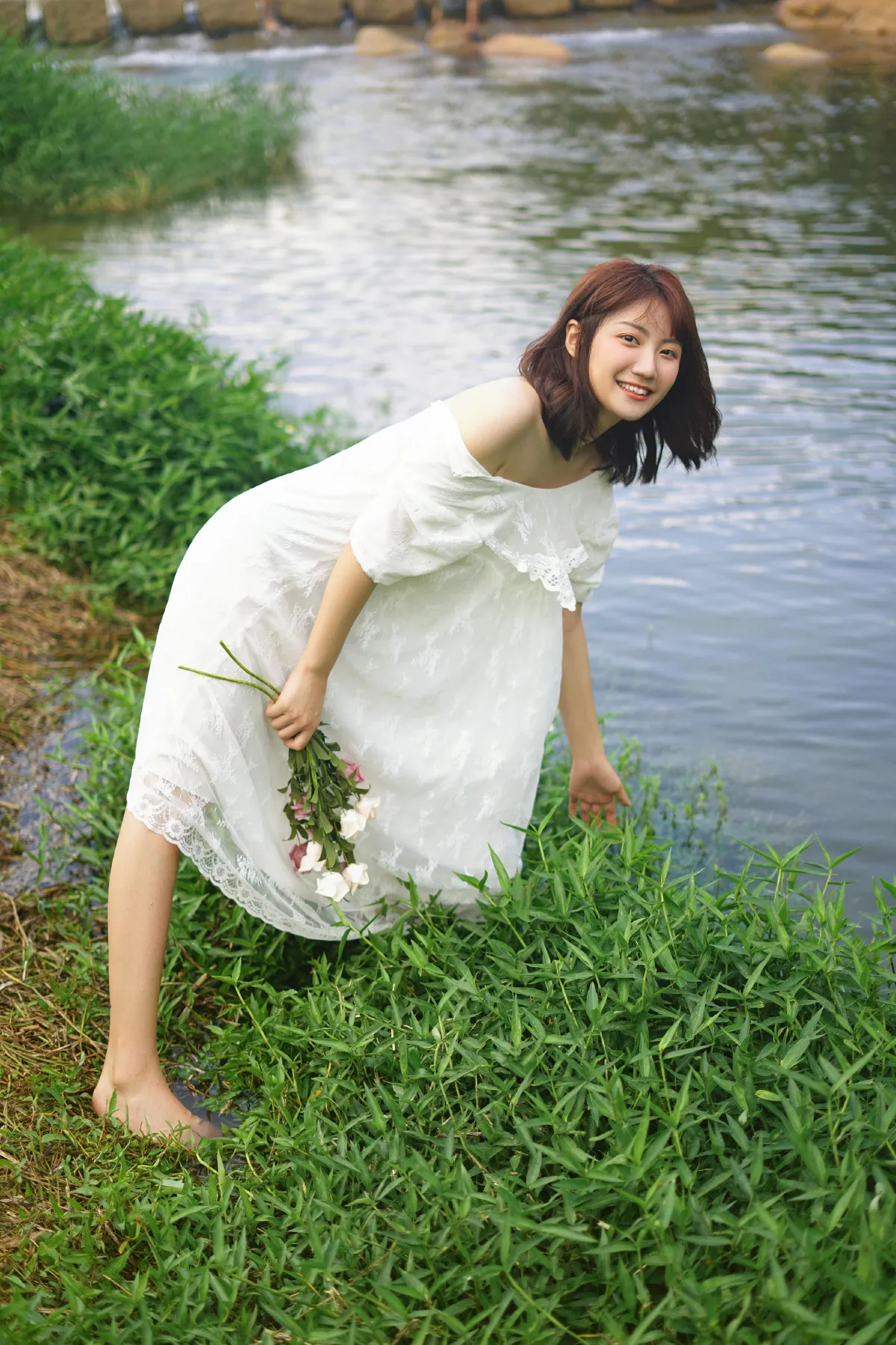 河边戏水3
