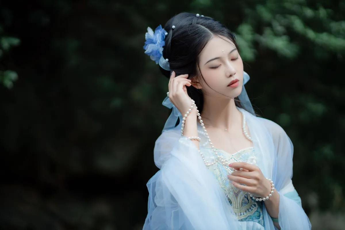 小蚌精