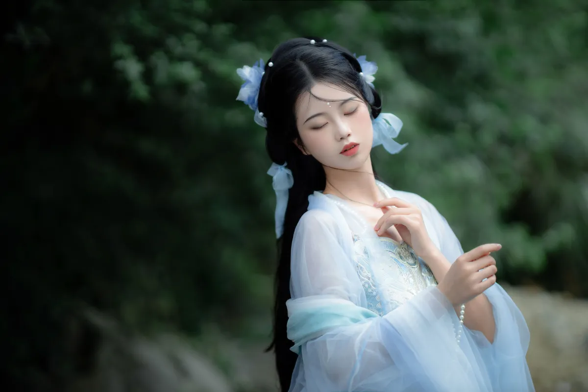 小蚌精