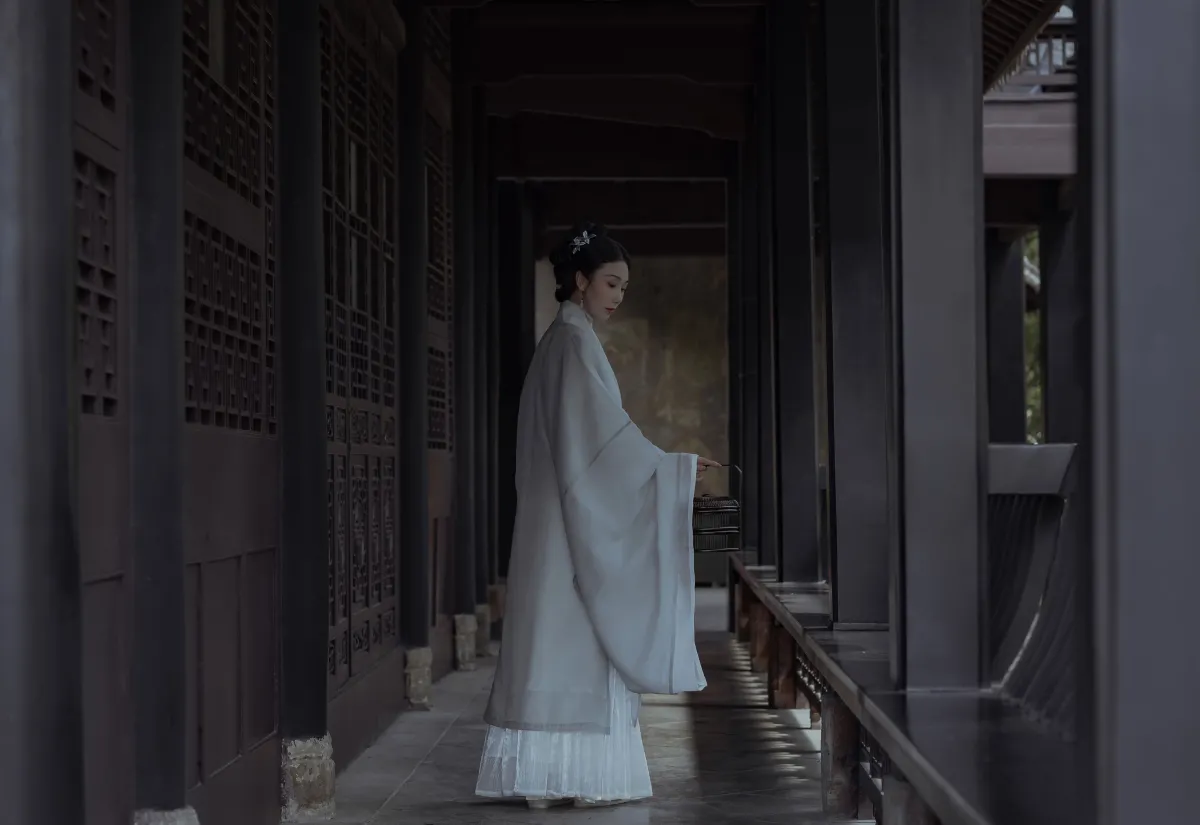 画楼春